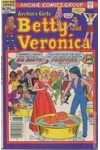 Archie's Girls Betty and Veronica 324  VG
